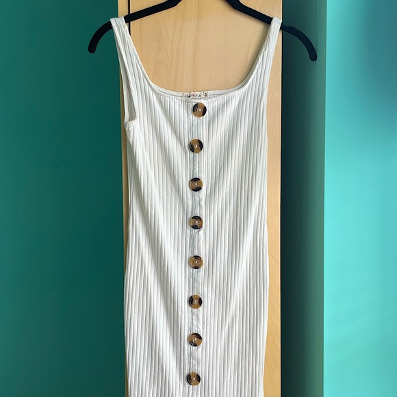 Fitted Body-Con Summer Dress - Picture 1 of 3